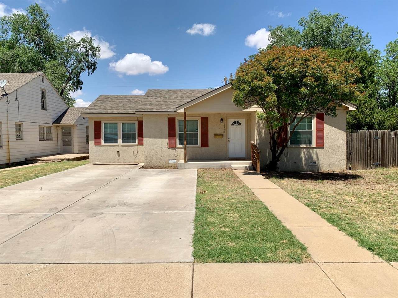 2412 28th Street - Photo 1