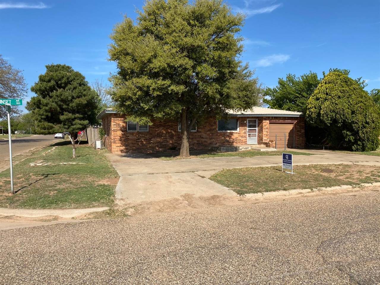 901 Sunset Avenue - Photo 1