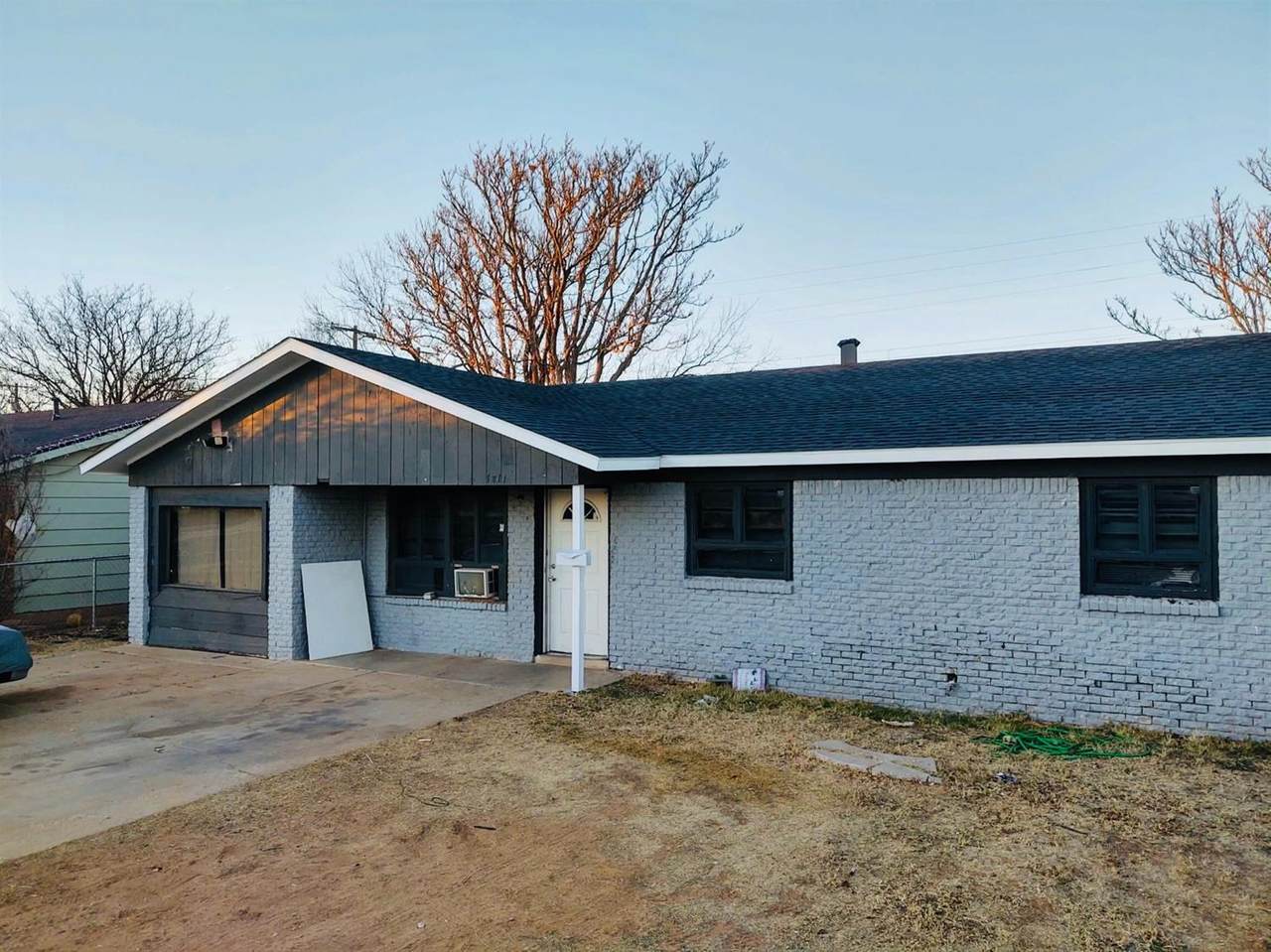 1811 Auburn Street - Photo 1