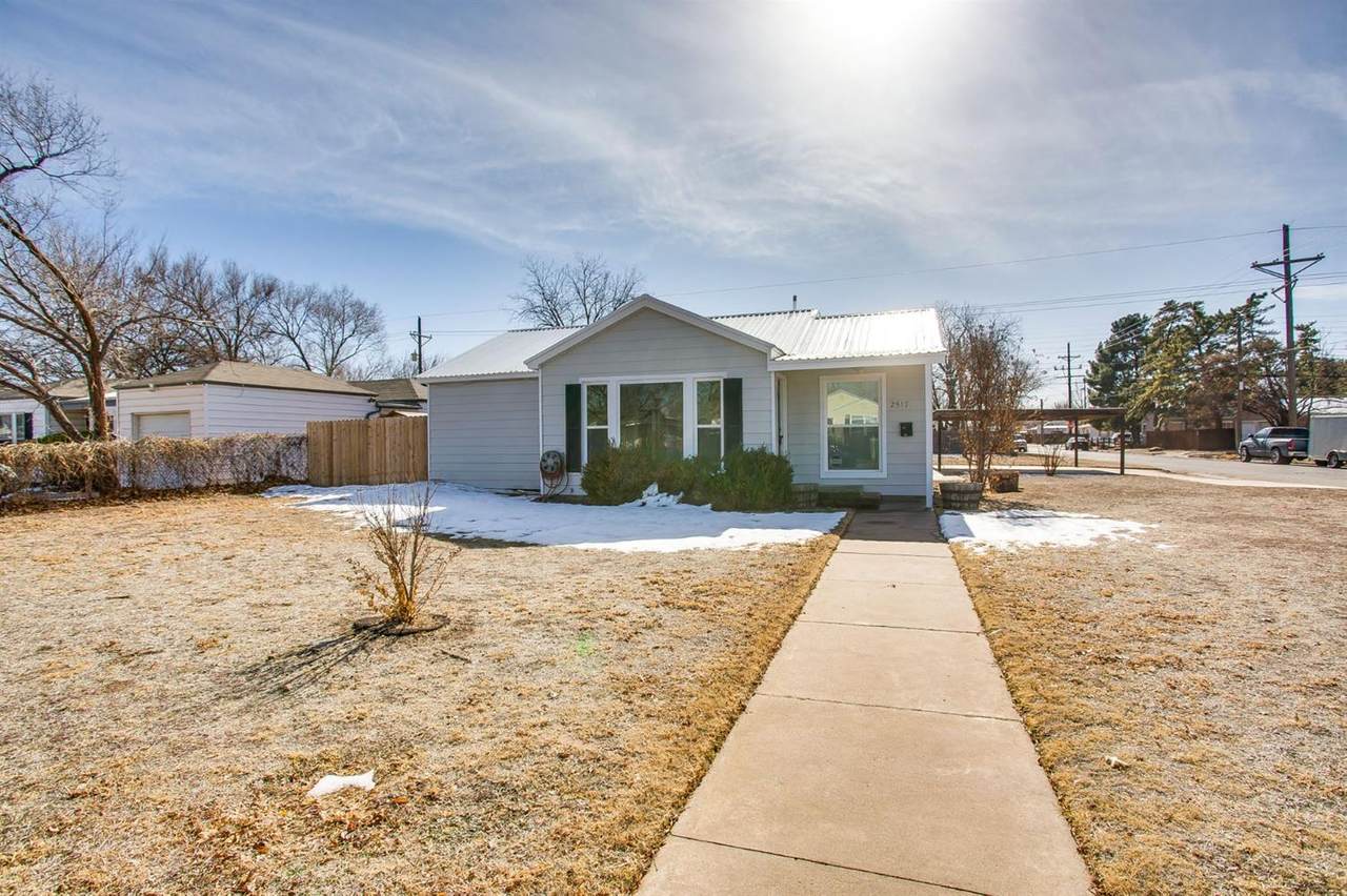 2517 31st Street - Photo 1