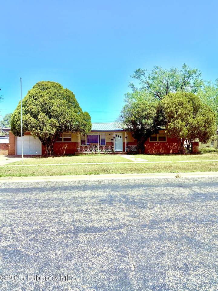 707 Tate Street - Photo 1