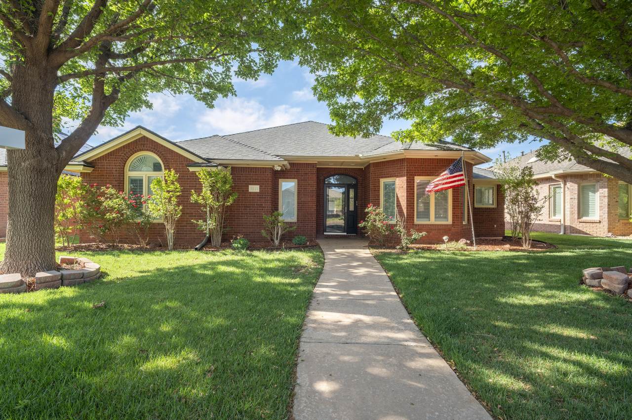 3511 105th Street - Photo 1