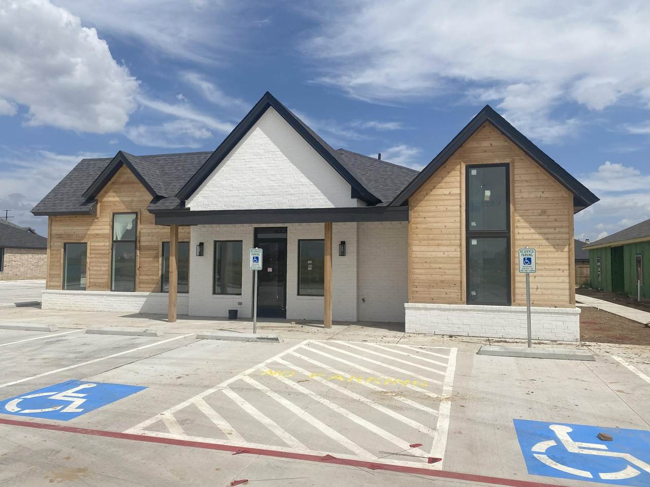 10921 Wayne Avenue - Photo 1