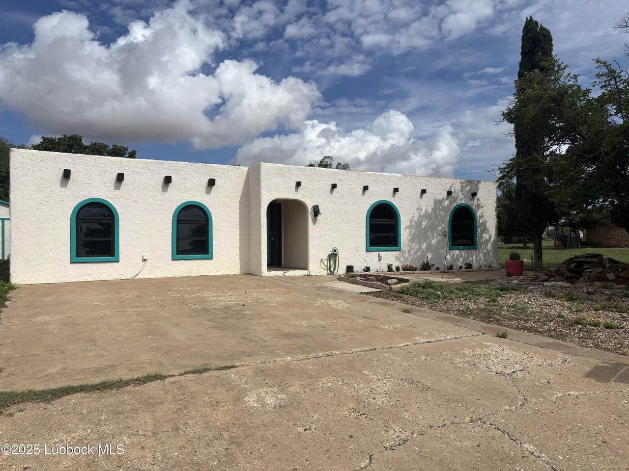 5 Parklane Drive - Photo 1