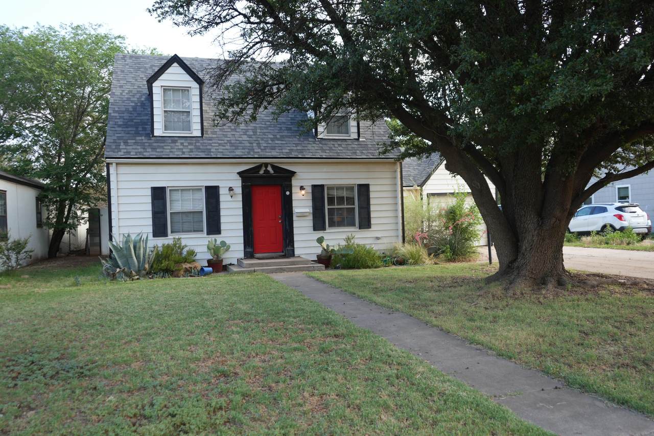 2312 29th Street - Photo 1