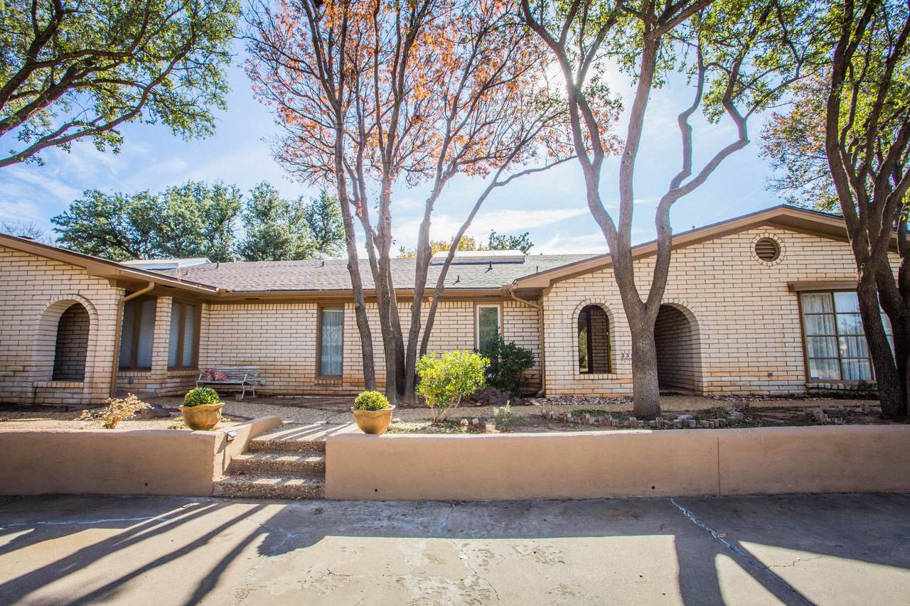 3313 74th Street - Photo 1