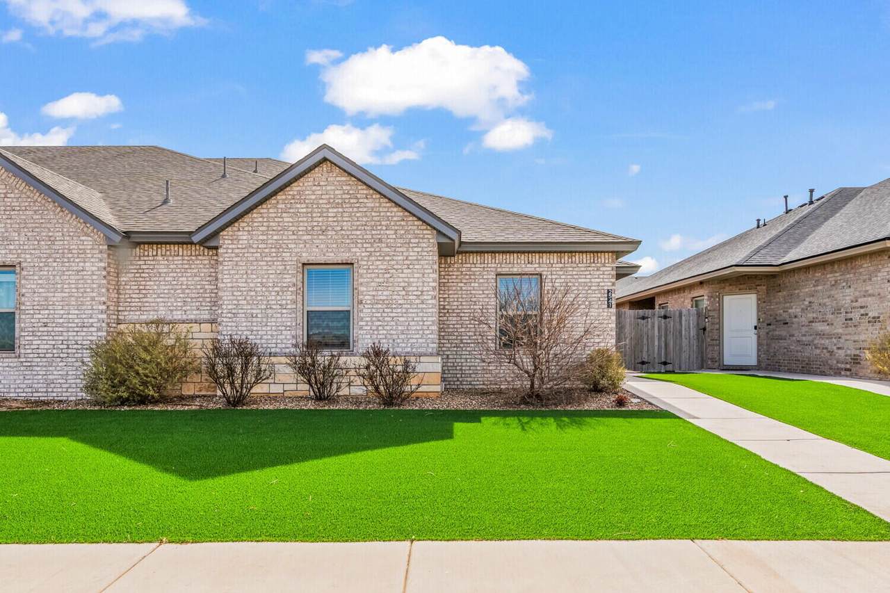 2541 134th Street - Photo 1