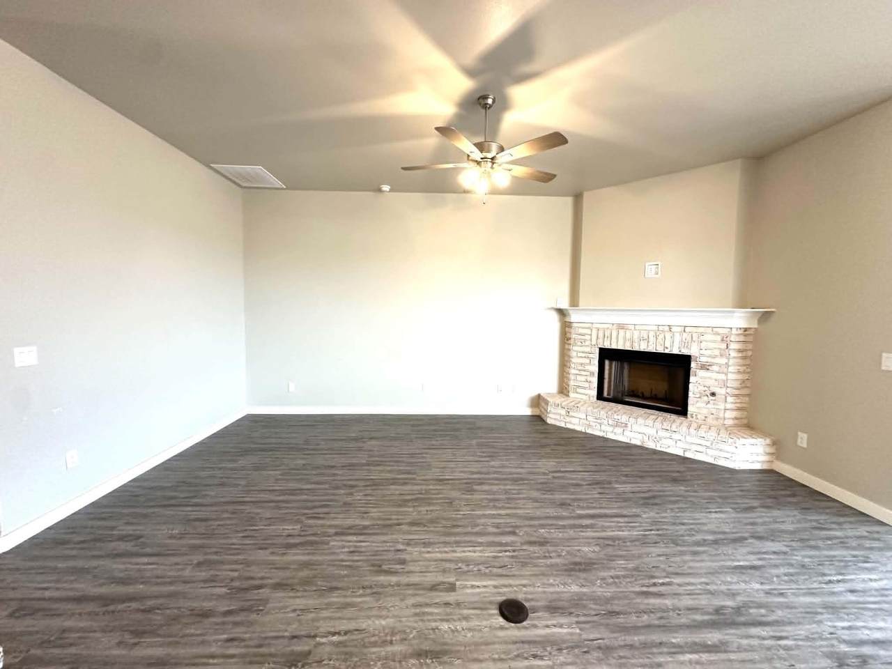 https://bt-photos.global.ssl.fastly.net/lubbock/orig_boomver_1_20260213192423346010000000-2.jpg