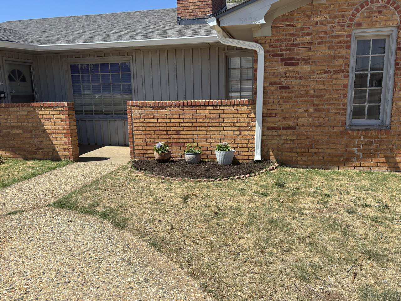 3408 70th Drive - Photo 1