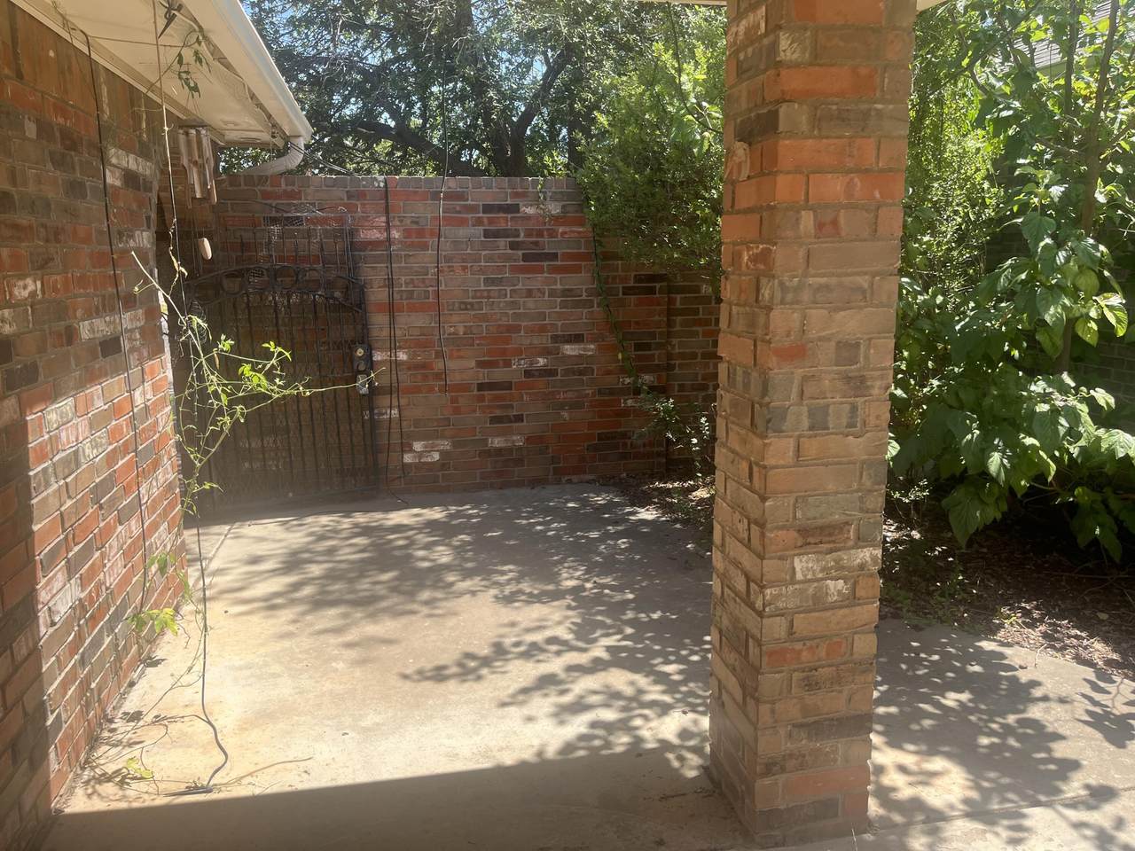 https://bt-photos.global.ssl.fastly.net/lubbock/1280_boomver_2_20260421030130434176000000-2.jpg