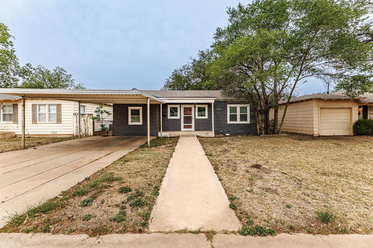 2712 37th Street - Photo 1