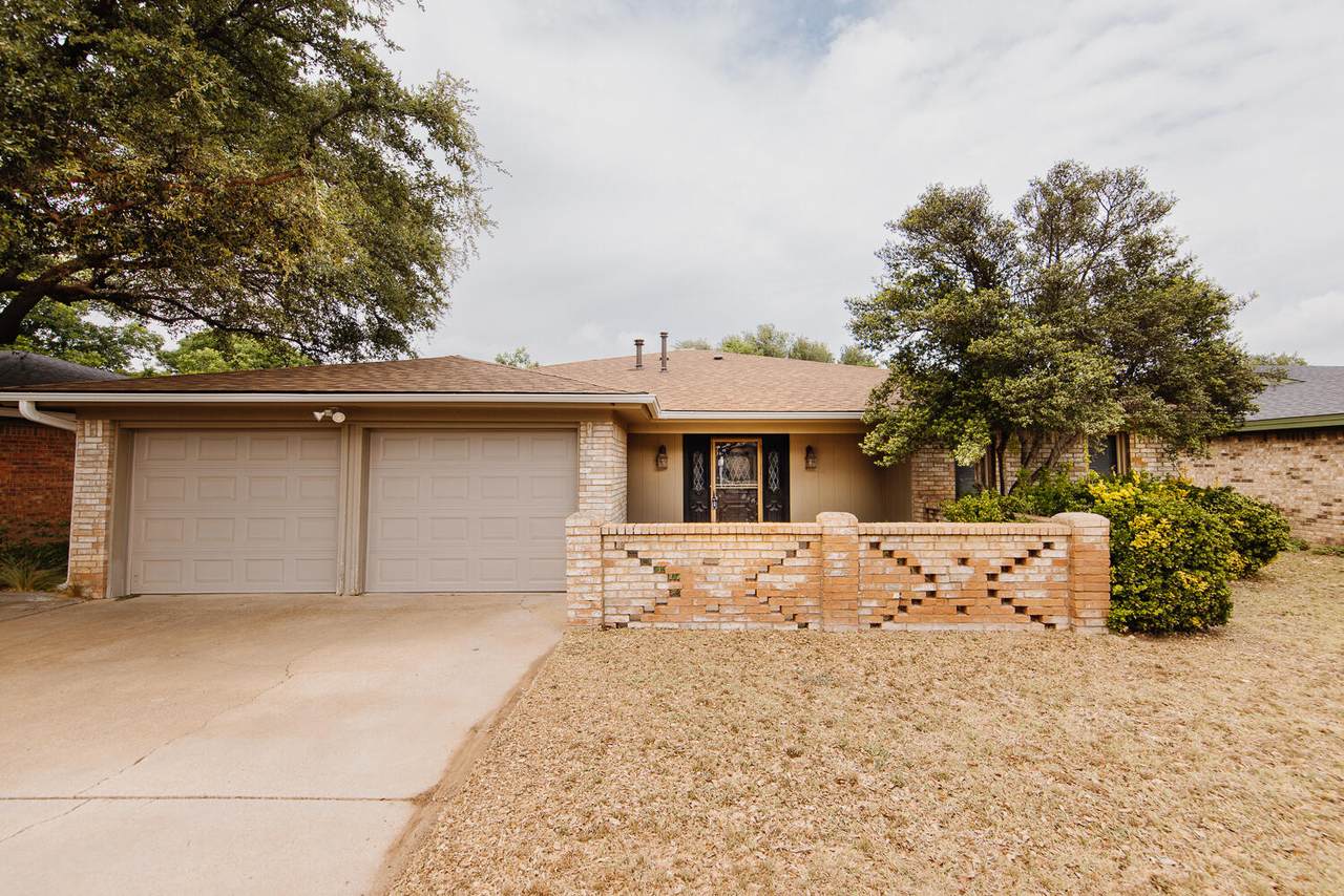4424 76th Street - Photo 1