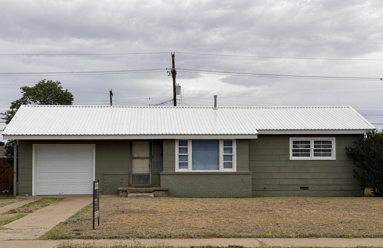 4420 37th Street - Photo 1