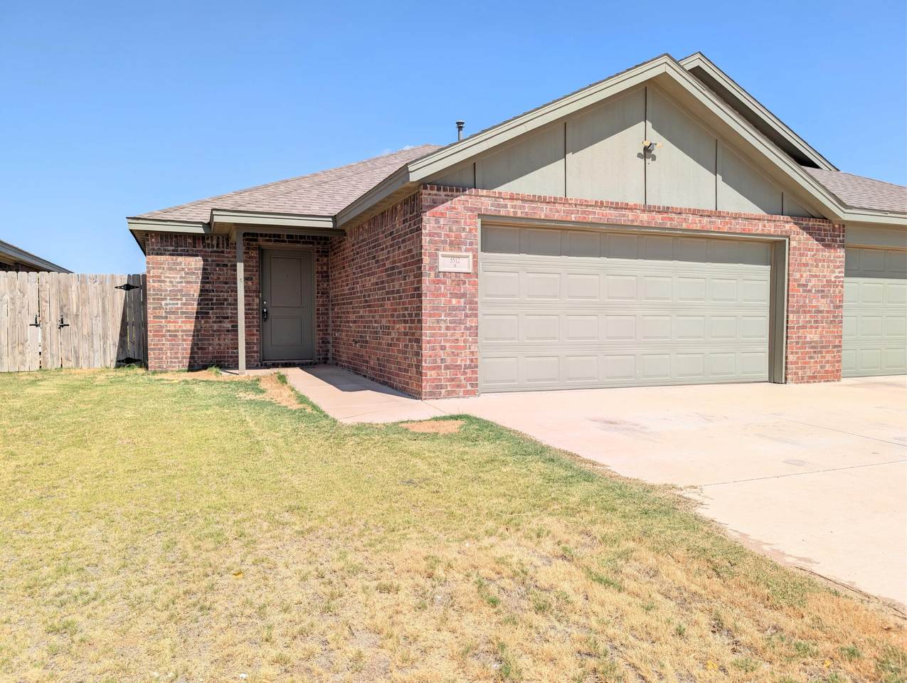 5512 122nd Street - Photo 1