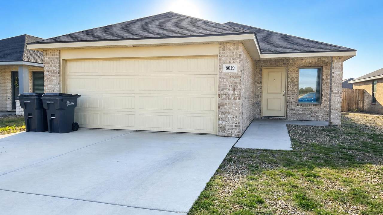 8019 Date Avenue - Photo 1