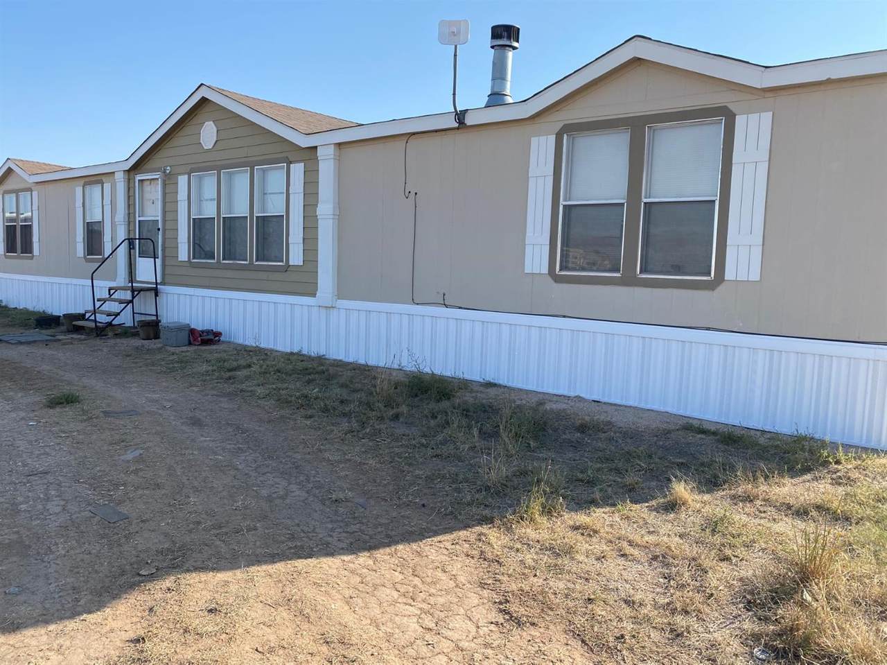 2838 State Road 168 - Photo 1