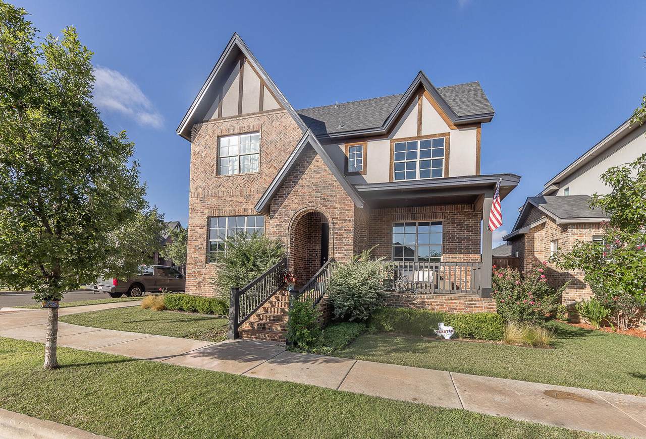 12112 Topeka Avenue - Photo 1