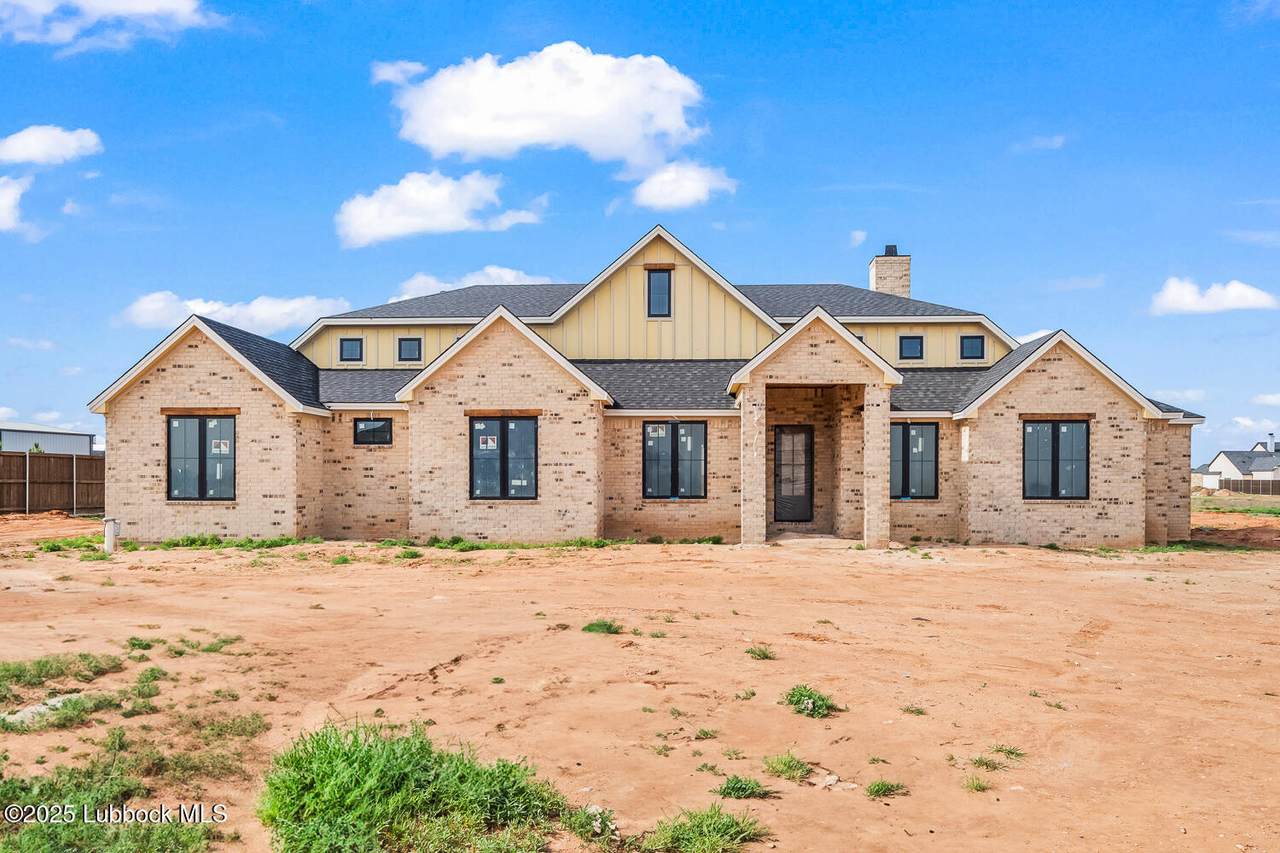 4910 County Rd 7650 - Photo 1