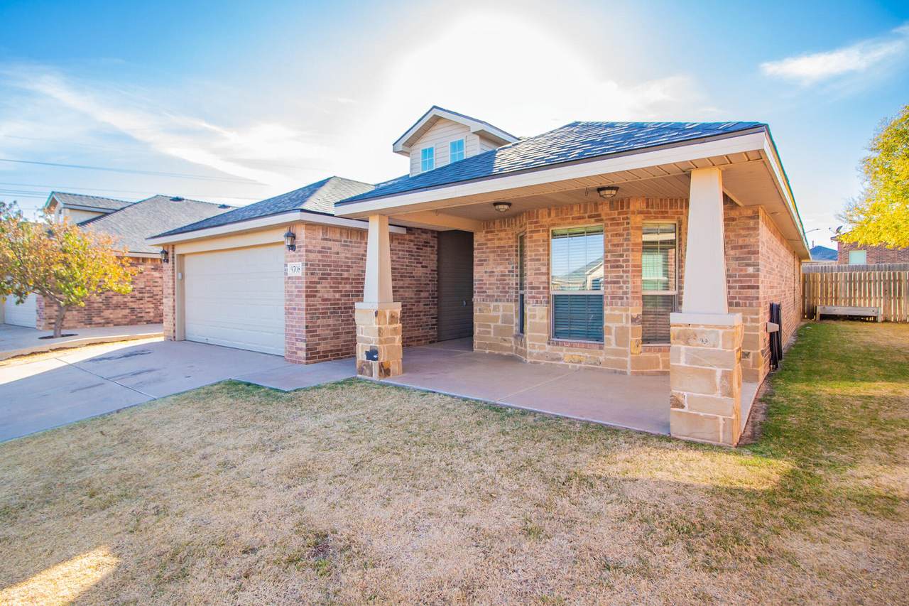 9708 Remington Avenue - Photo 1