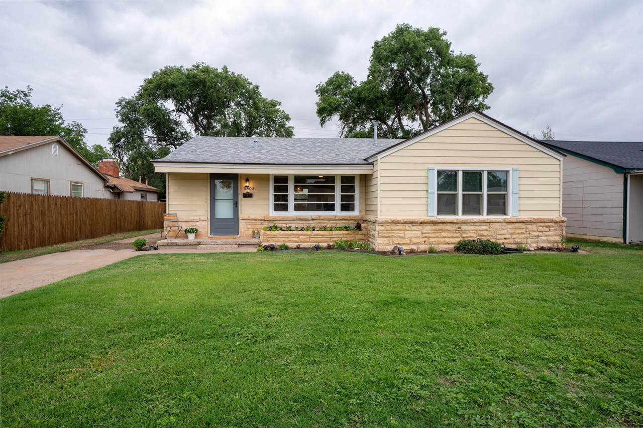 3808 33rd Street - Photo 1