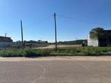 902 6th - Photo 3