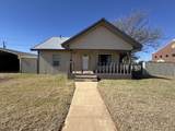 302 Avenue G - Photo 1