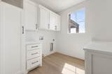 307 Boxwood Avenue - Photo 27