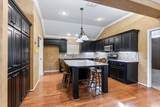 1313 Yorkshire Avenue - Photo 9