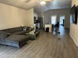 2009 Kenwood Avenue - Photo 10
