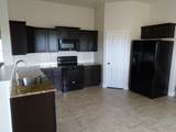 11107 Everett Avenue - Photo 4