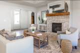 2726 138th Street - Photo 2