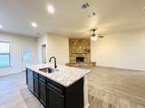 7511 102nd Street - Photo 4