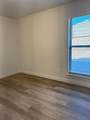2513 Kenwood Avenue - Photo 7