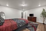 2515 Kenwood Avenue - Photo 5