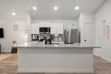 2133 Langford Avenue - Photo 4