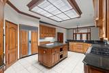 2404 York Avenue - Photo 9