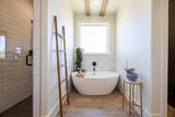 1211 Private Road 1260 - Photo 23
