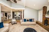 7802 Zoar Avenue - Photo 7