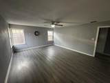 1813 5th Street - Photo 2