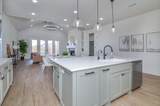 13801 Uxbridge Avenue - Photo 21