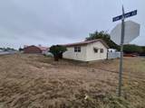 909 Avenue G - Photo 1