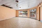 400 Phelps Avenue - Photo 8