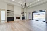 13510 Noble Avenue - Photo 33