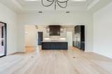 13510 Noble Avenue - Photo 36