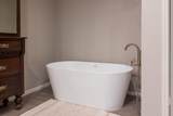 8432 Wayne Avenue - Photo 58