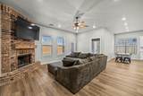 2711 Volney Avenue - Photo 9