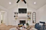 1409 Quincy Avenue - Photo 4