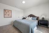 2014 Tractor Avenue - Photo 13