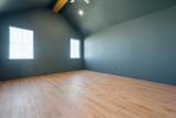 305 Maple Avenue - Photo 21