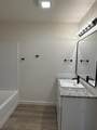 2028 Kenwood Avenue - Photo 7